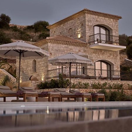 Rebek Luxury Villas & Suites 아기오스니콜라우스 외부 사진