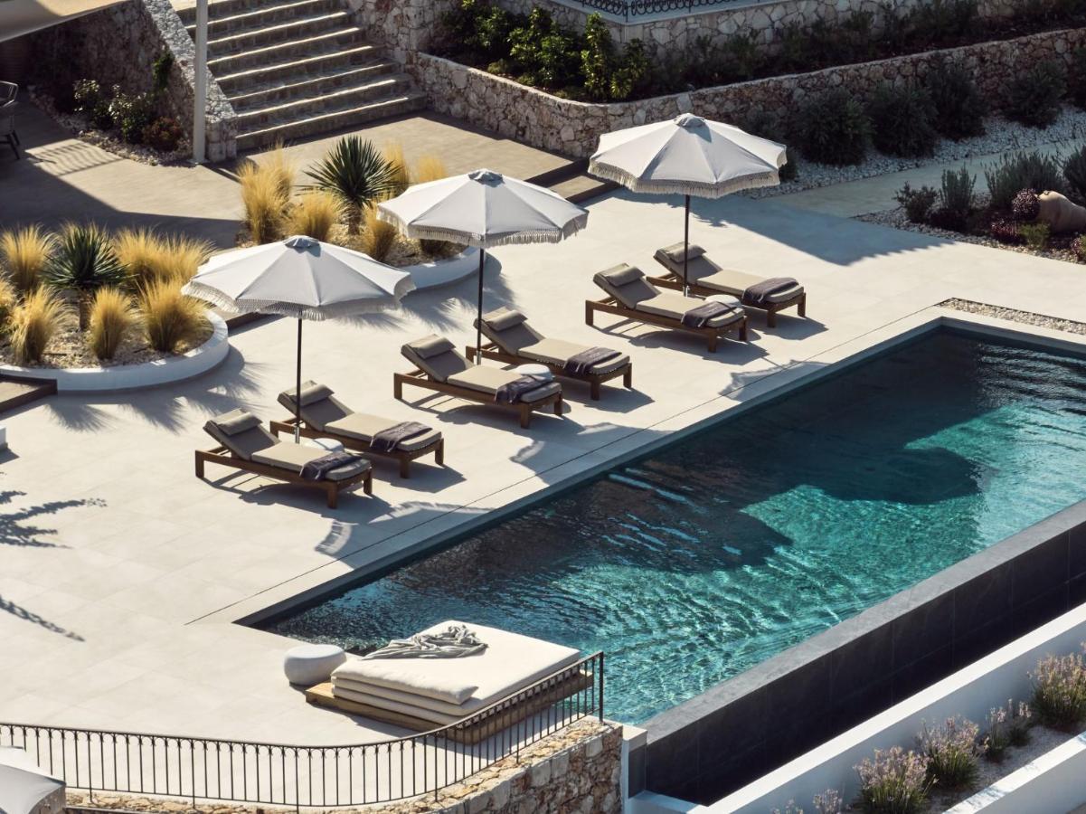 Rebek Luxury Villas & Suites 아기오스니콜라우스 외부 사진