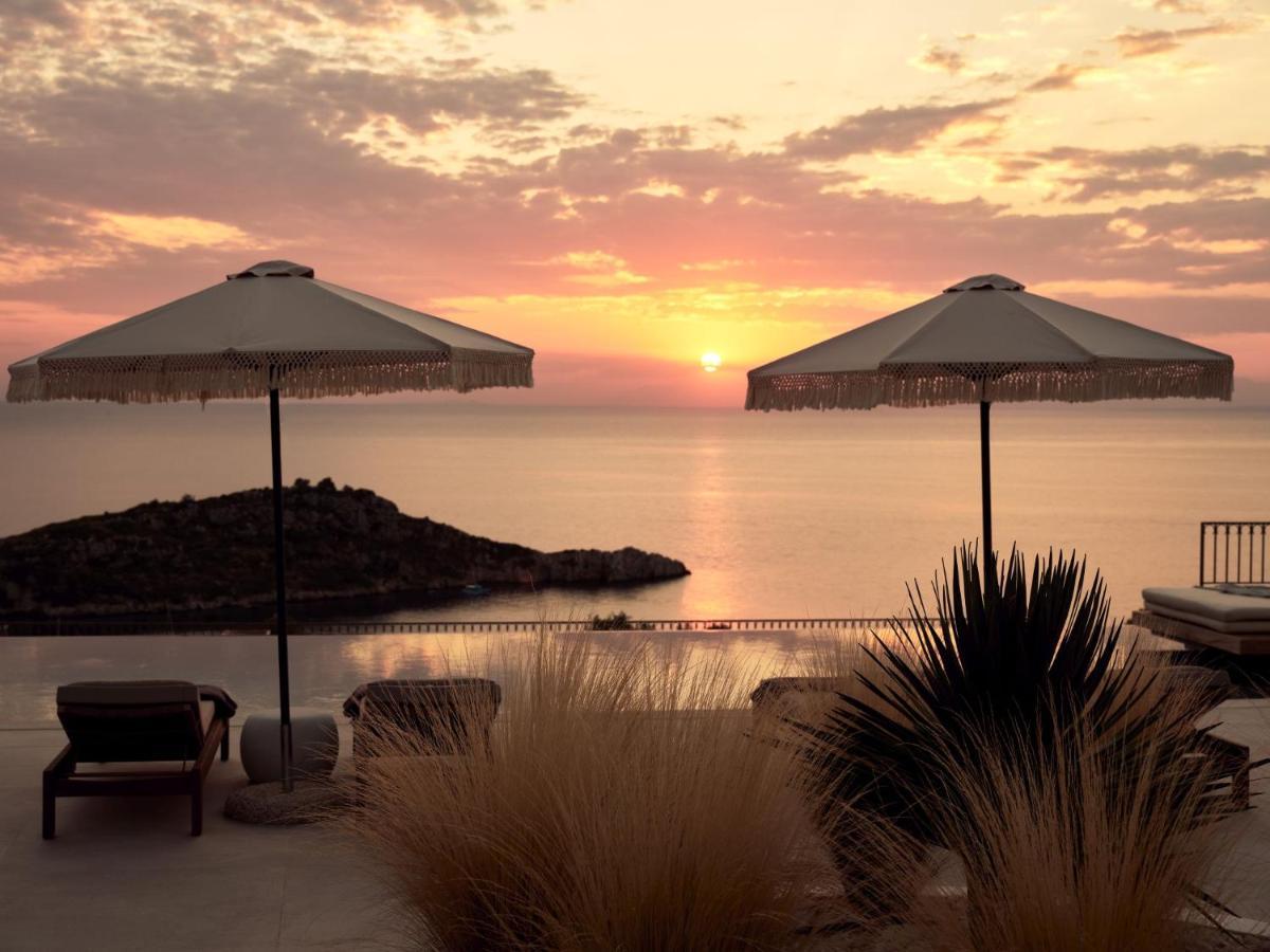 Rebek Luxury Villas & Suites 아기오스니콜라우스 외부 사진