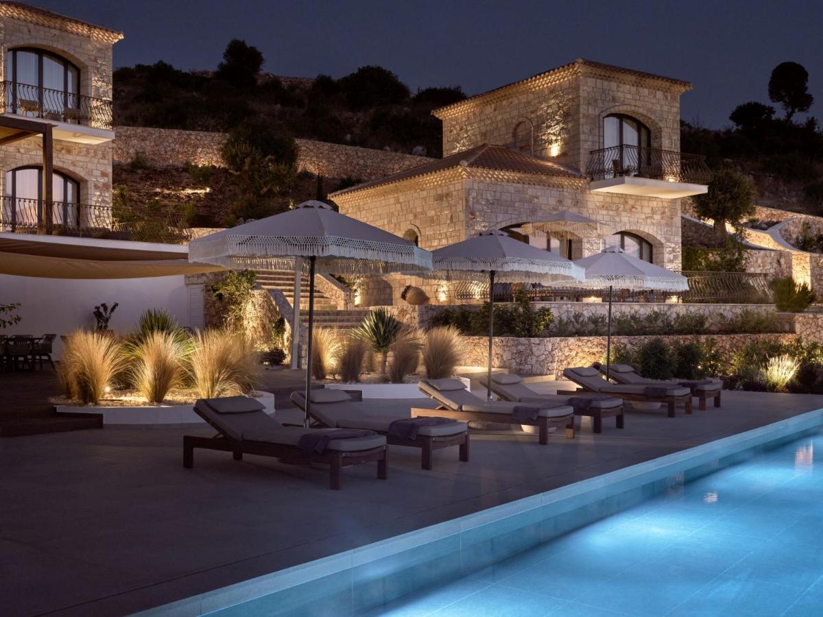 Rebek Luxury Villas & Suites 아기오스니콜라우스 외부 사진