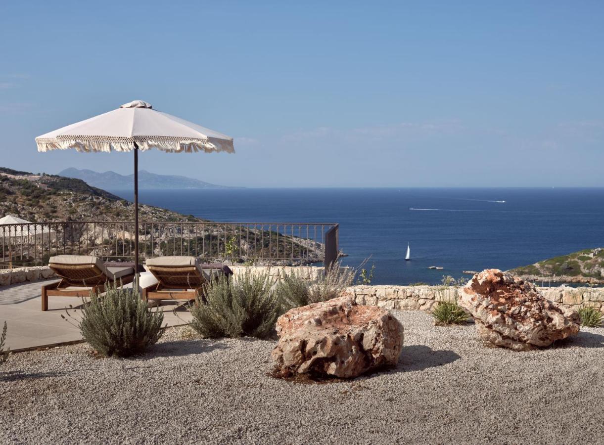 Rebek Luxury Villas & Suites 아기오스니콜라우스 외부 사진